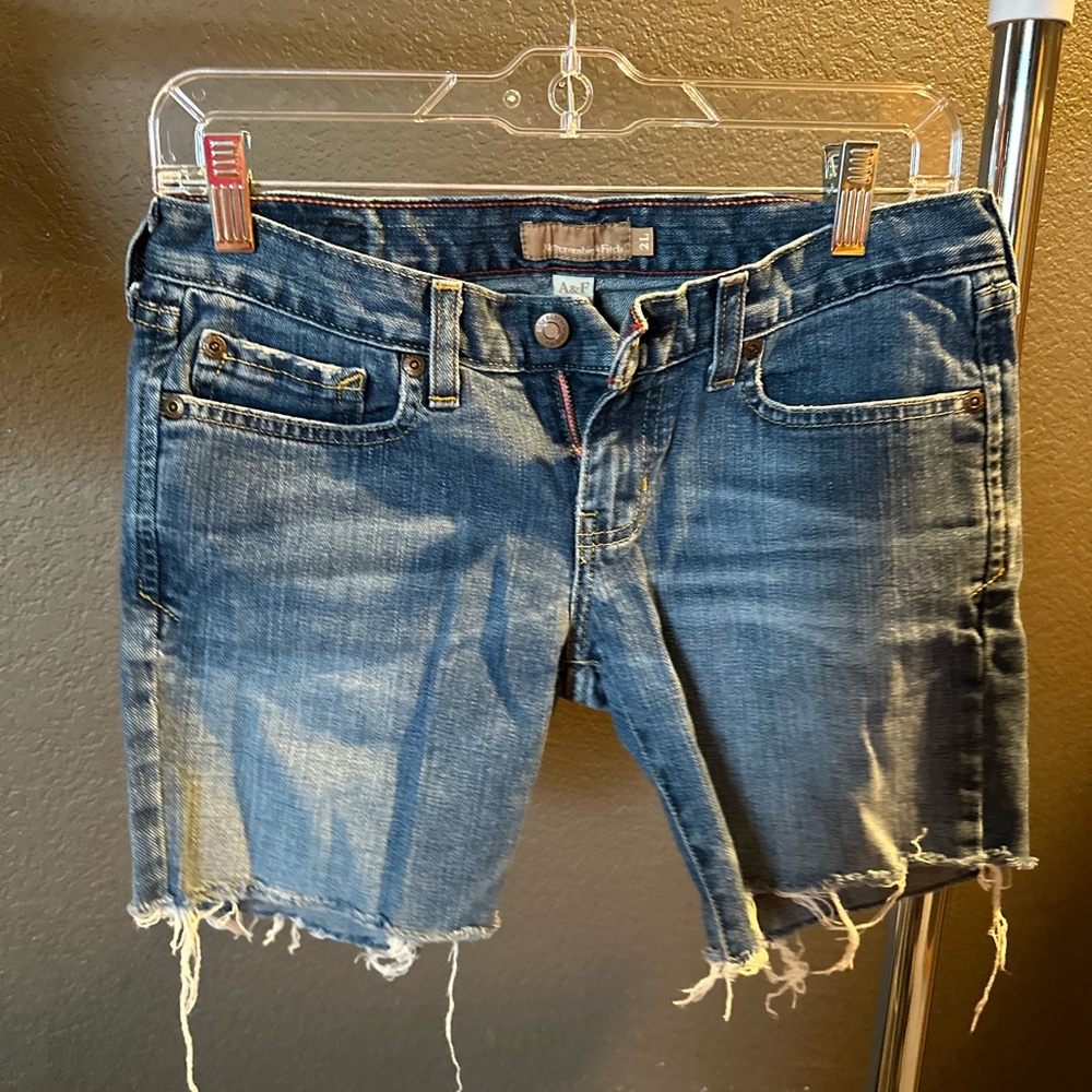 Abercrombie & Fitch Blue cut off Denim Shorts
